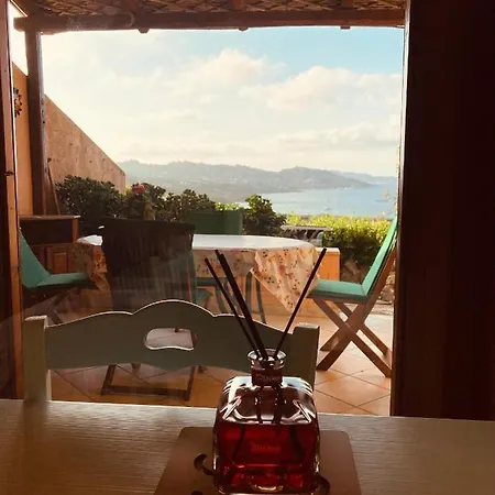 Ginevra Surfhouse * Palau