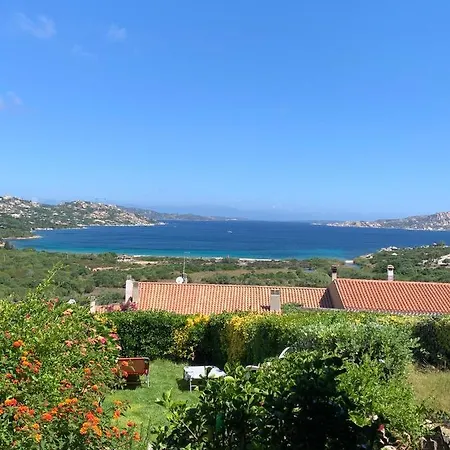 Ginevra Surfhouse Ferienhaus Palau