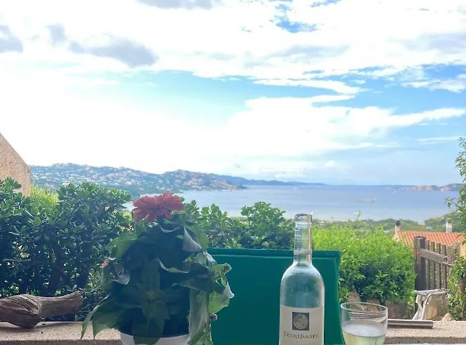 Holiday home Ginevra Surfhouse
